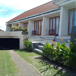 Проживание в семье Bali Paranes, Унгасан